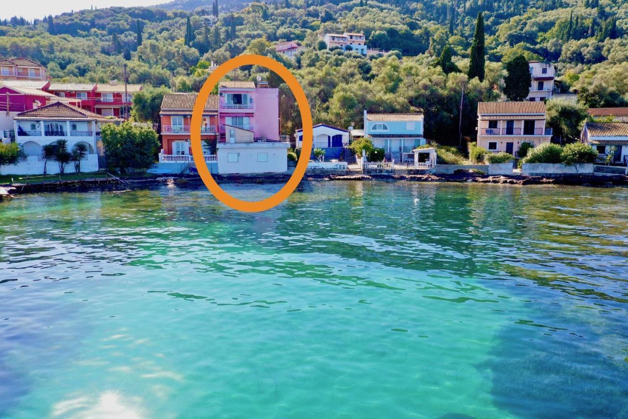 Seafront Villa Ourania Mesongí Buitenkant foto